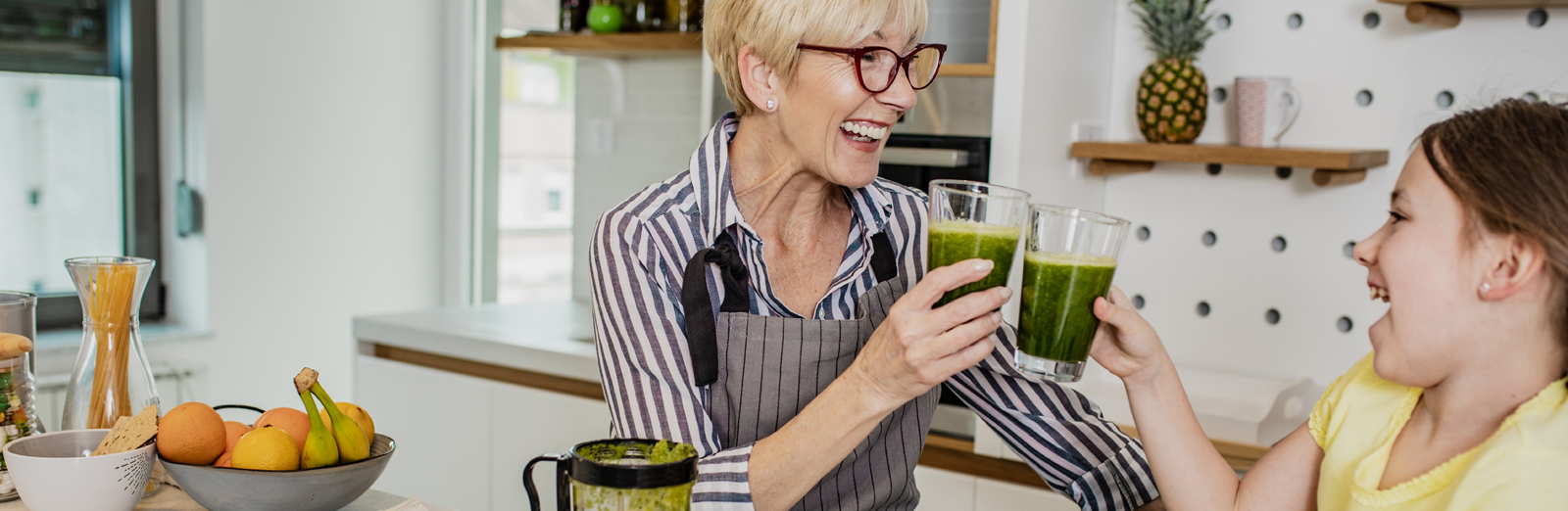grandmother-drinking-green-smoothie-1600x522.jpg