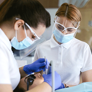 dental students wearing ppe